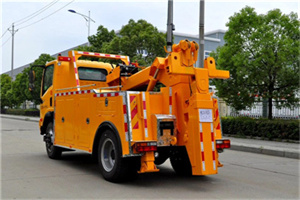 兴城高速路拖车费